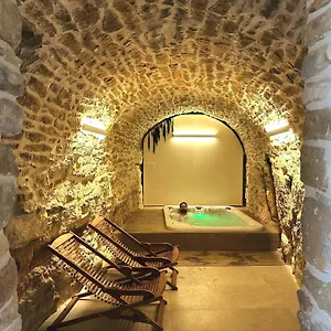 villa-casa-rural-cal-roseto-con-jacuzzi.catalonia-hotels.com/
